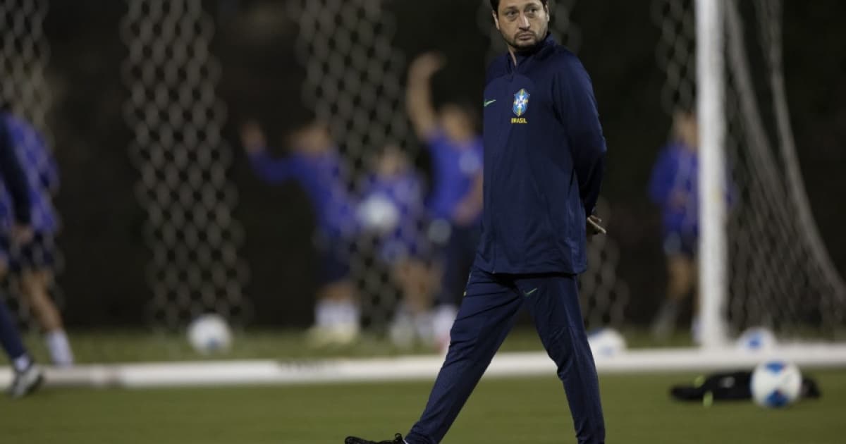 Arthur Elias analisa semifinal contra o México: "Vai nos exigir bastante"