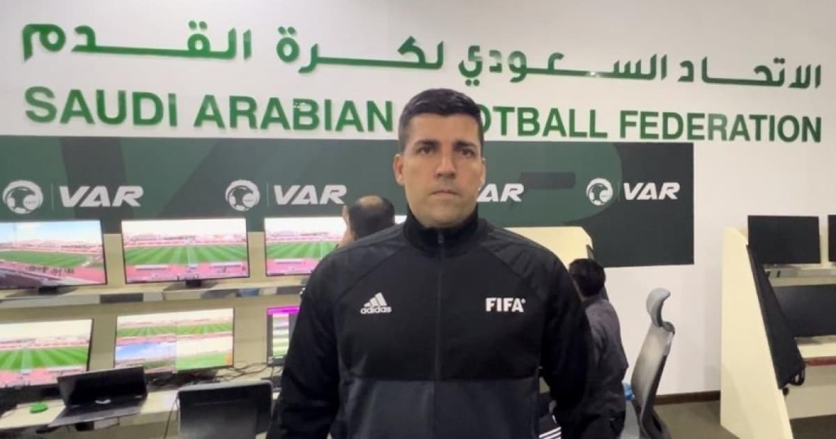 Integrante do quadro da Fifa, Diego Pombo Lopez atua na arbitragem da Liga da Arábia Saudita