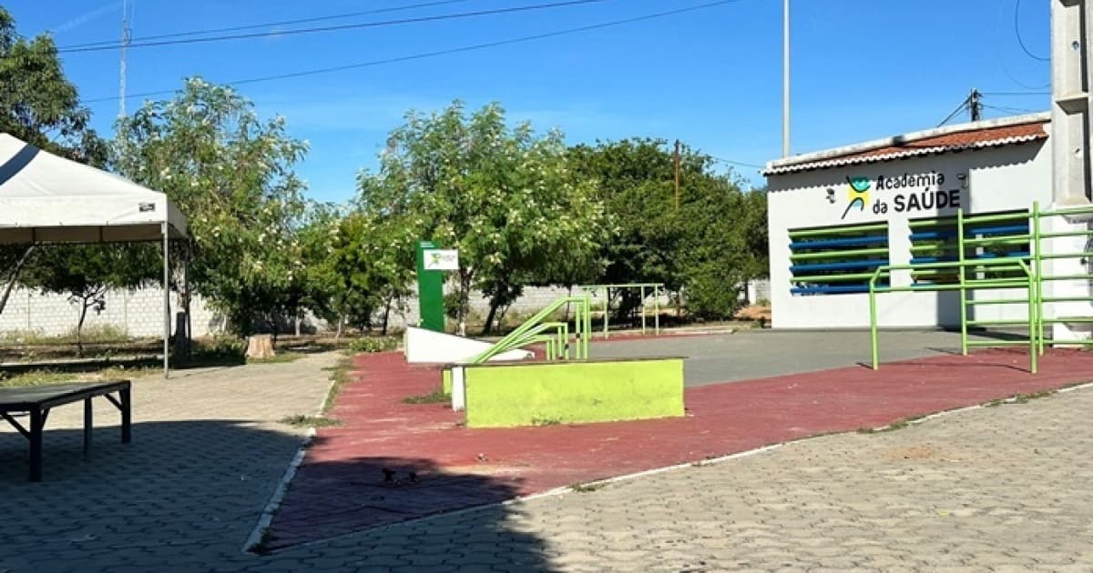 Por recomendação do MP-BA, Prefeitura de Juazeiro retira estátua de Daniel Alves