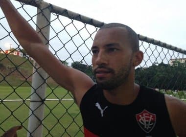 Kadu aguarda rescisão do Vitória para se apresentar ao Joinville
