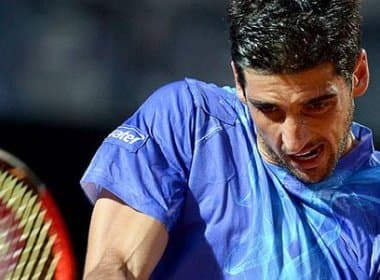 Bellucci vence na estreia no Masters de Paris e vai pegar Novak Djokovic