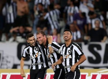 Botafogo faz 3 a 0 no Atlético-MG e se classifica às semifinais da Copa do Brasil