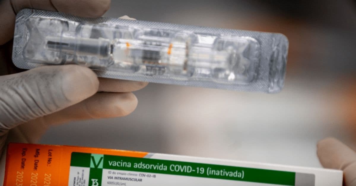 Saúde assina contrato para compra de mais 54 milhões de doses da Coronavac