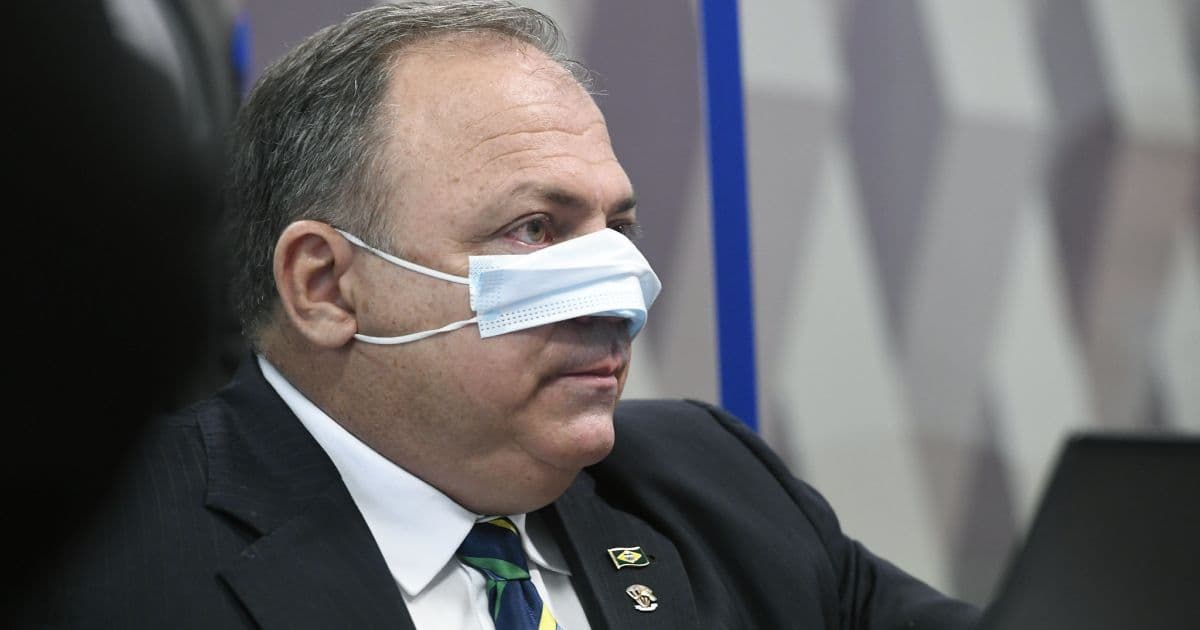 PF ouve Pazuello sobre prevaricação atribuída a Bolsonaro e suspeitas na compra da Covaxin
