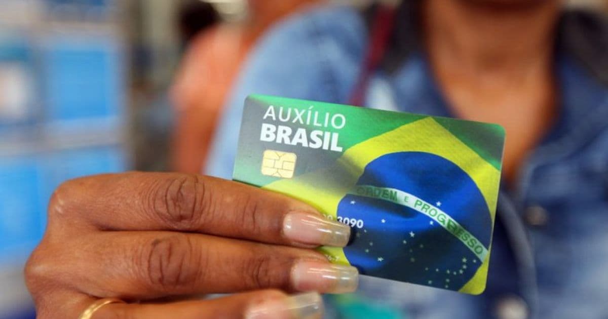 Empréstimo consignado do Auxílio Brasil será de até R$ 2.569