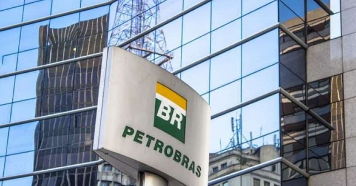 Petrobras perde R$ 32 bi em valor de mercado após interferência de Bolsonaro