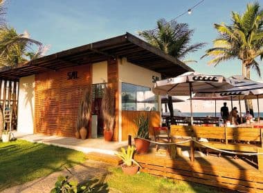 Feed e Grupo Lôro inauguram bar de praia em Stella Maris