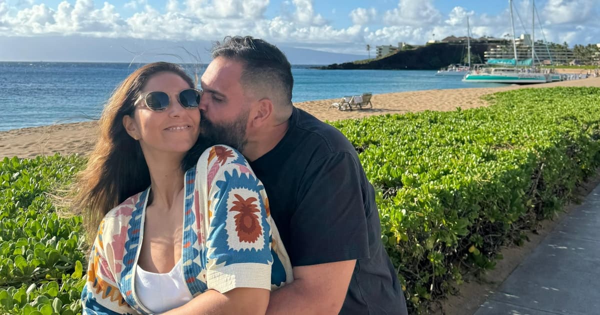 Faustão e Dani Fontes aproveitam momentos no Havaí