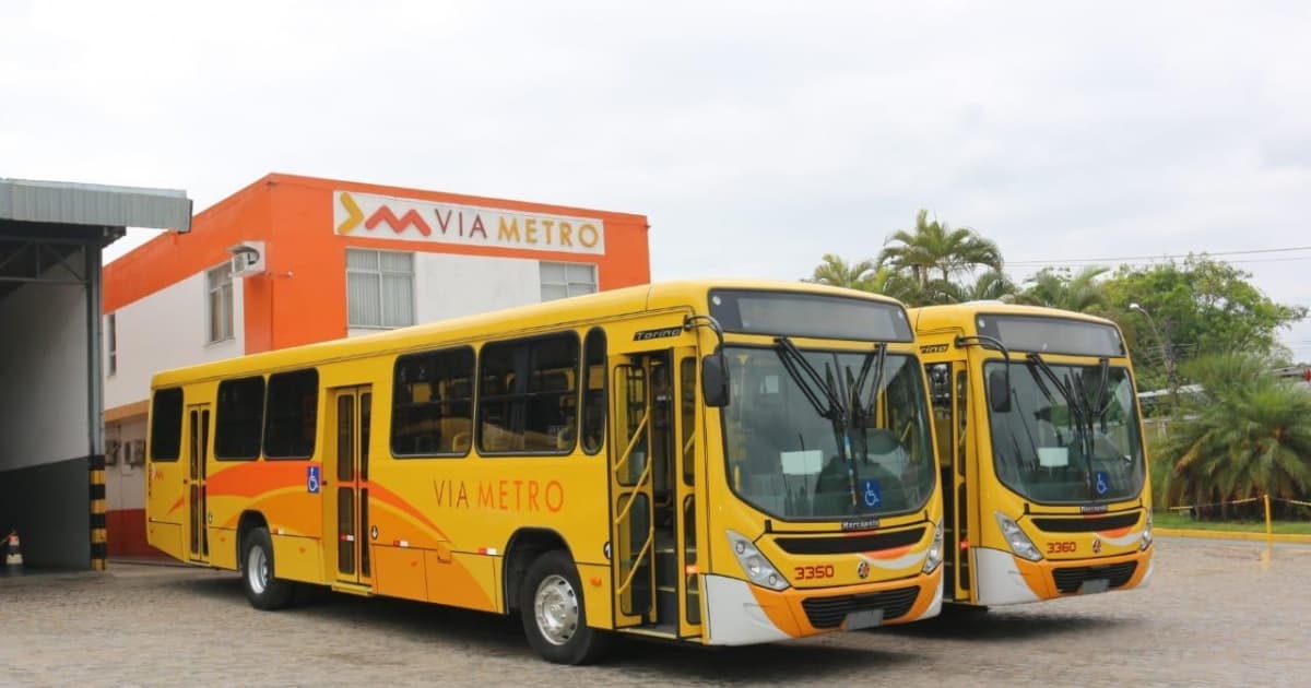Empresa de Ilhéus é condenada a indenizar baiana de acarajé por queda dentro de ônibus
