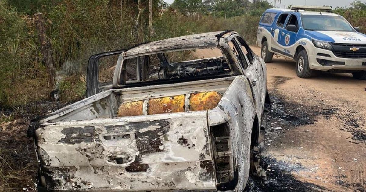 Irará: Carros são achados incendiados após explosão de agências bancárias