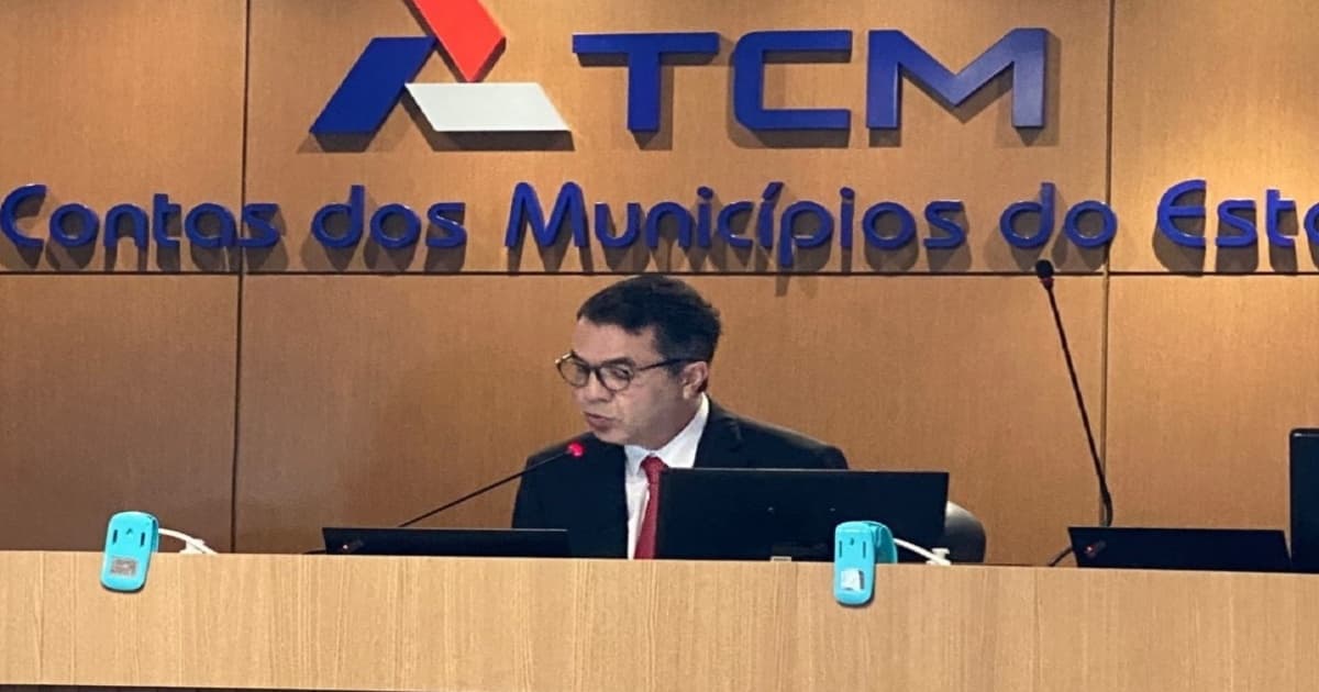 TCM multa ex-prefeito de Bom Jesus da Lapa sob acusação de acúmulo ilegal de cargos