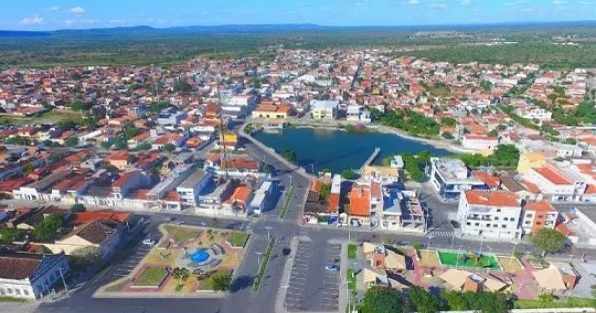 TCM impõe ao prefeito de Santaluz uma restituição de R$ 21 mil aos cofres municipais