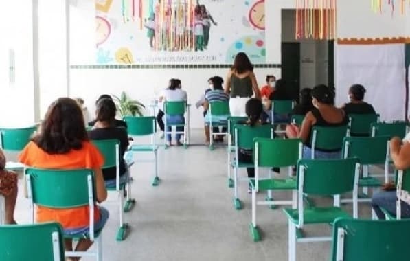 Prefeitura de Feira convoca professores aprovados em concurso para área de educação