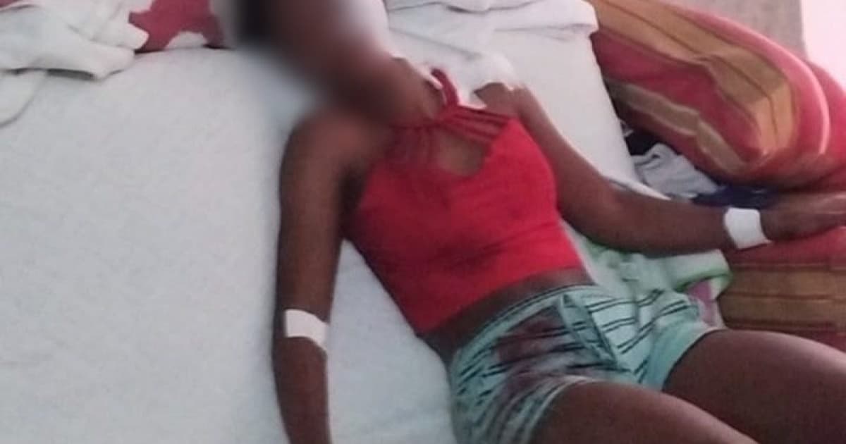 Mulher sofre golpes de facão e quase tem corpo incendiado na Bahia; ex é procurado