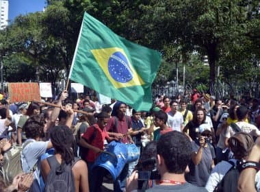 Movimento declara fim oficial de protesto em direção à Fonte Nova