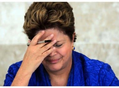 Em meio à crise, Dilma convoca cúpula do PMDB para reunião no domingo