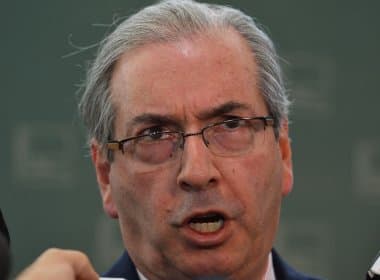Cunha nega renúncia à Câmara e anuncia recurso ao STF sobre ritos de impeachment