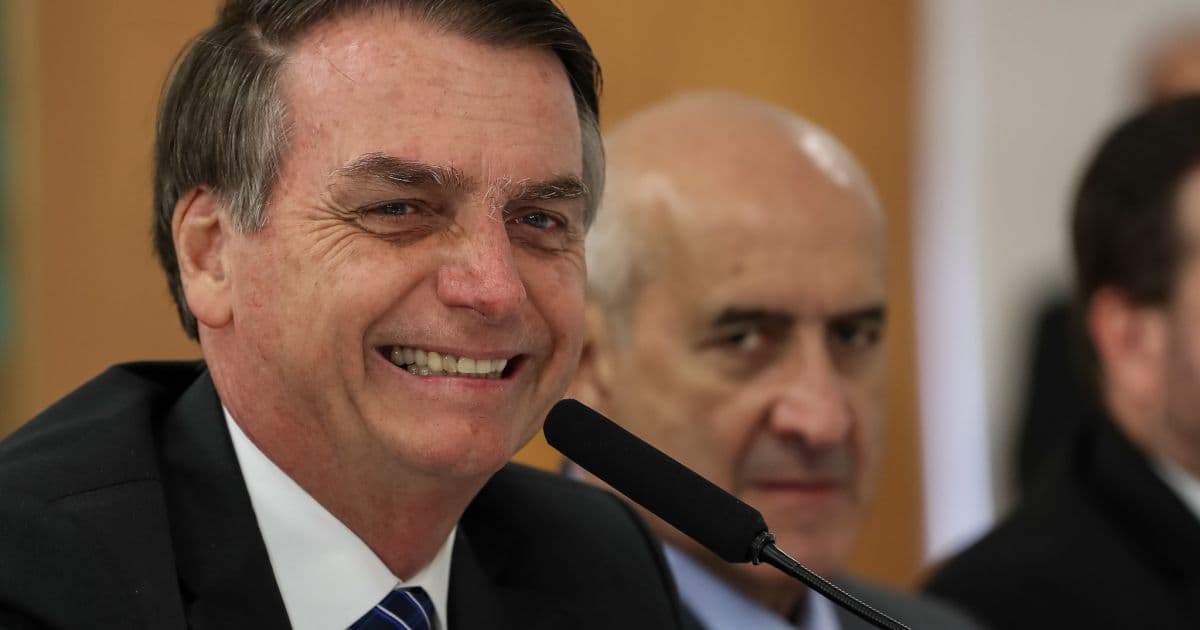 Bolsonaro lança Aliança pelo Brasil com defesa do porte de armas e repúdio ao socialismo