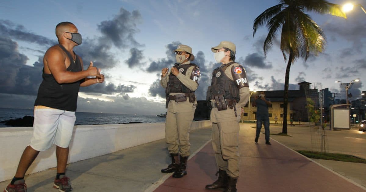 Governo da Bahia extingue toque de recolher, mas mantém proibição de festas e shows