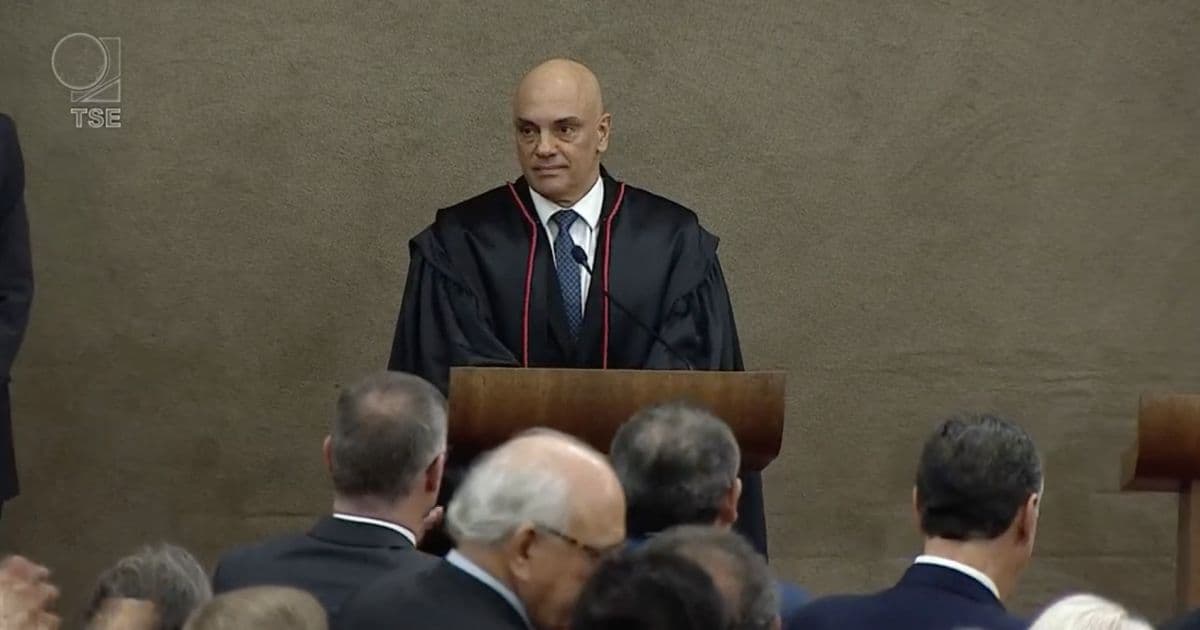 Ministro Alexandre de Moraes toma posse como presidente do TSE
