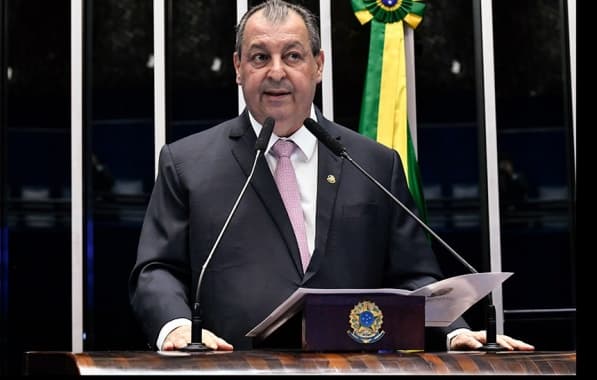 Senado quer investigar elo entre joias ganhas por Bolsonaro e a venda da Refinaria de Mataripe, na Bahia