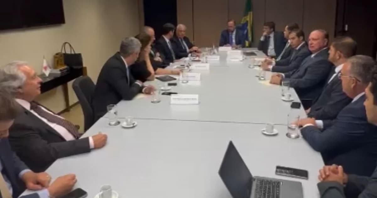 Adolfo Menezes em reunião no Ministério de Minas e Energia 