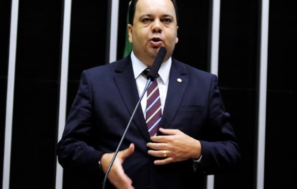 União Brasil assume posição dúbia na CPI dos Atos Golpistas e governo avalia comportamento