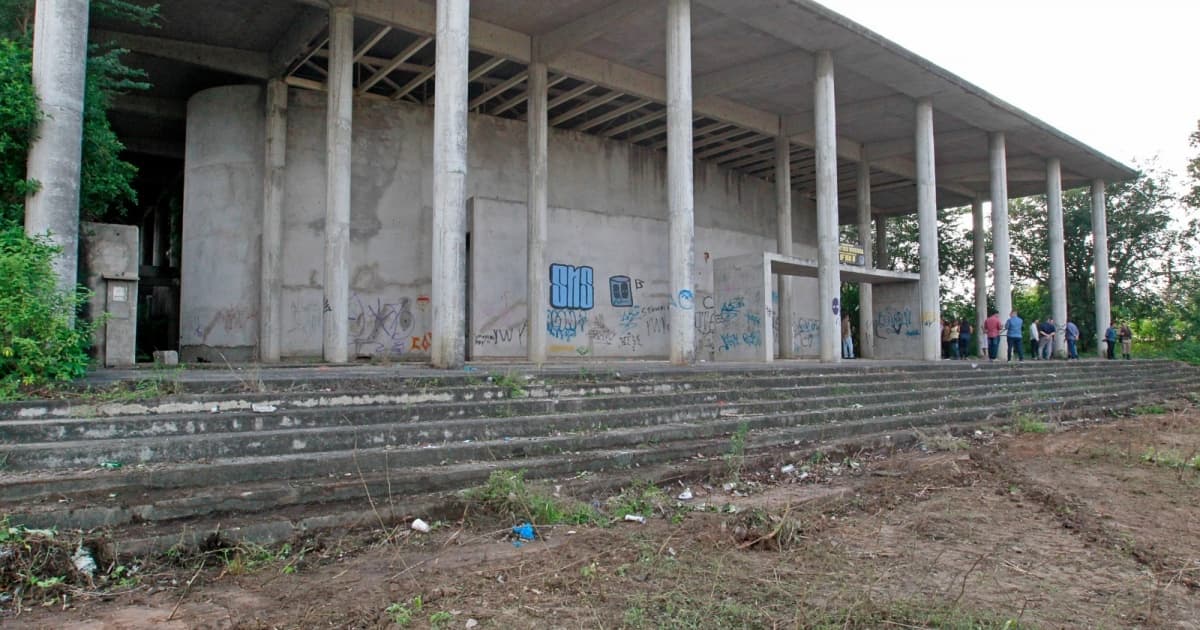 Após cessão de terreno, Governo do Estado vai retomar obras do Centro de Convenções e do Teatro de Feira de Santana