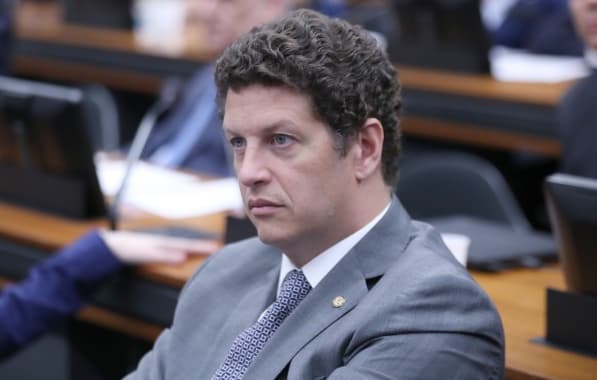 Salles critica "indecisão" do governo sobre invasão de propriedades: “Contradição e paradoxo”