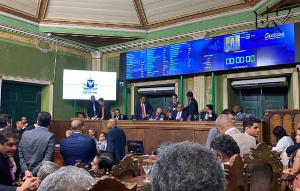 Câmara de Salvador aprova reajuste de 8% para servidores da Educação