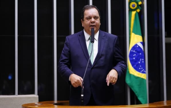 Além de ministérios, União Brasil quer apoio do governo na sucessão de Arthur Lira, diz colunista