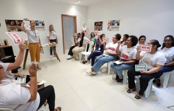 Hospital Roberto Santos e o Shopping Paralela realizam campanha de incentivo à amamentação