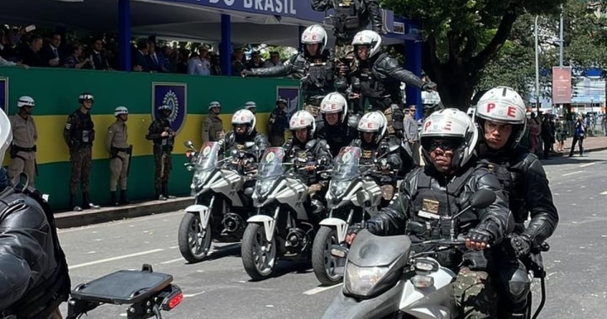 VÍDEO: Salvador tem desfile militar com presença de Forças Armadas e Polícias