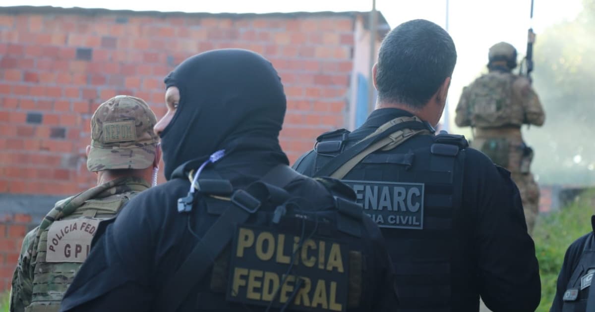 Dois traficantes são presos por equipes da PF no bairro de Valéria; saiba mais 