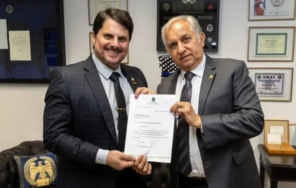 Marcos do Val se filia ao PSDB e ajuda tucanos a não perderem gabinete privilegiado no Senado