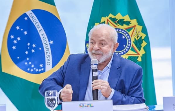 Lula chama líderes do Senado para reunião na quarta