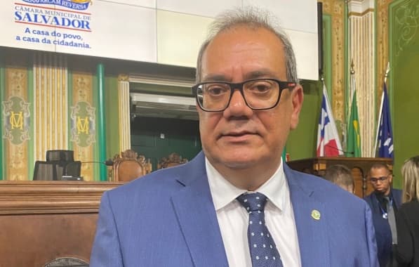 Carlos Muniz rebate críticas sobre votação do subsídio ter sido feita 'às pressas': “A oposição concordou em votar”