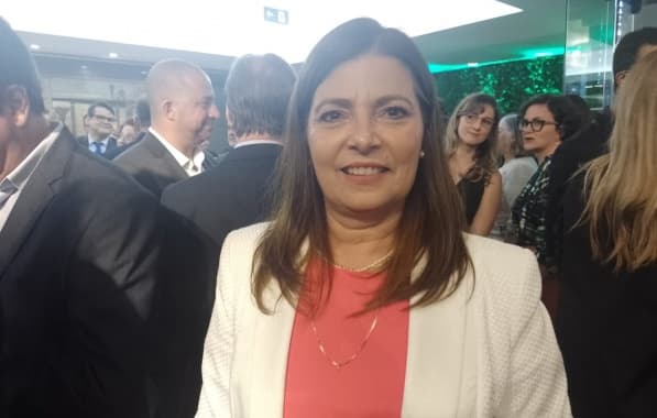 Adélia Pinheiro afirma que candidatura em Ilhéus "não subiu no telhado" e seu nome continua à disposição
