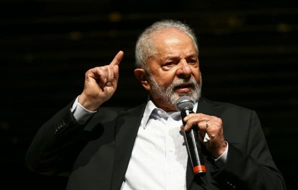 Lula adotará perfil conciliador e altivo com ultraliberal Javier Milei, diz coluna