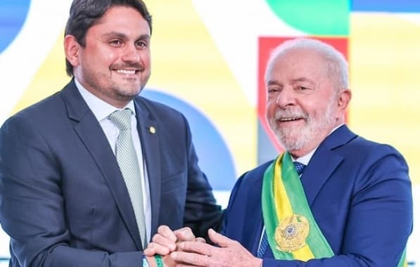 Baianos do União Brasil dizem que troca de Juscelino por Azi teria "dedo" governista e negam debate sobre tema