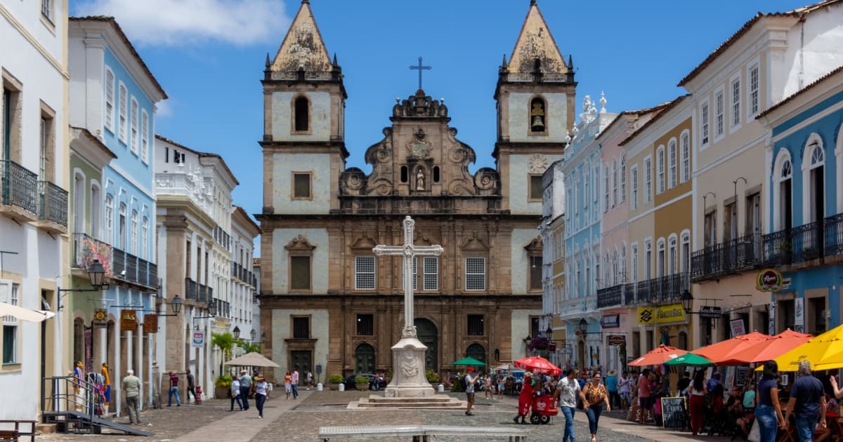Bahia tem mais estabelecimentos religiosos do que de saúde e ensino juntos, aponta IBGE
