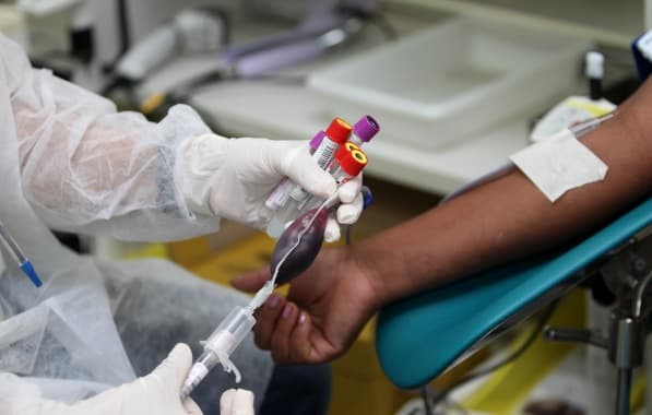 Com estoque crítico, Hemoba divulga orientações sobre doação de sangue durante a epidemia de dengue
