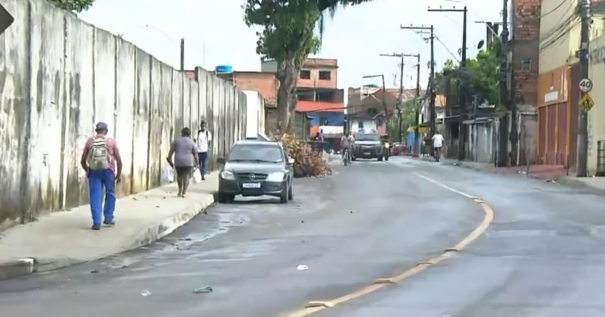 Tiroteio é registrado em Valéria durante operação policial e ônibus deixam de circular no final de linha