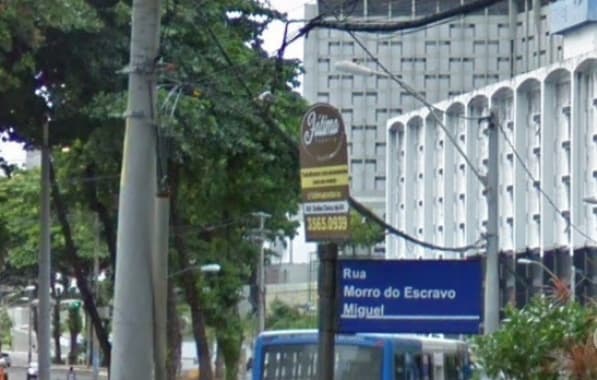 Após recomendação da Defensoria, vereador Carlos Muniz sugere mudança de nome da Rua Morro do Escravo Miguel 