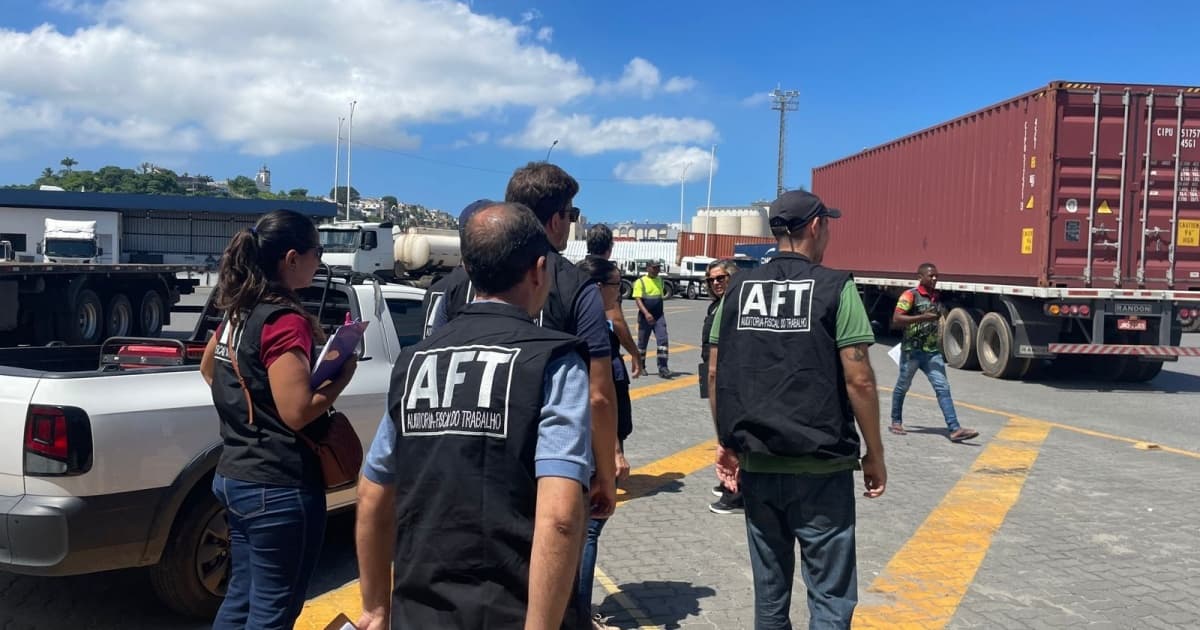 Auditores fiscais ampliam ações na Bahia e interditam pátio do Porto de Salvador
