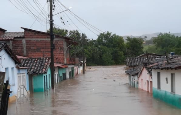 Chuvas na Bahia: 47 municípios estão com decreto de emergência; 5800 pessoas foram afetadas no Estado somente em abril