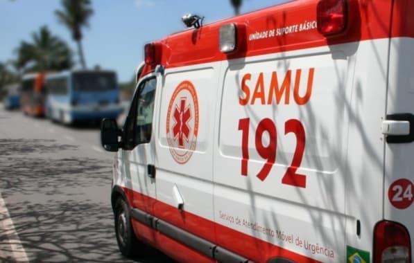 Traficantes rendem ambulância do Samu em Pernambués, Salvador