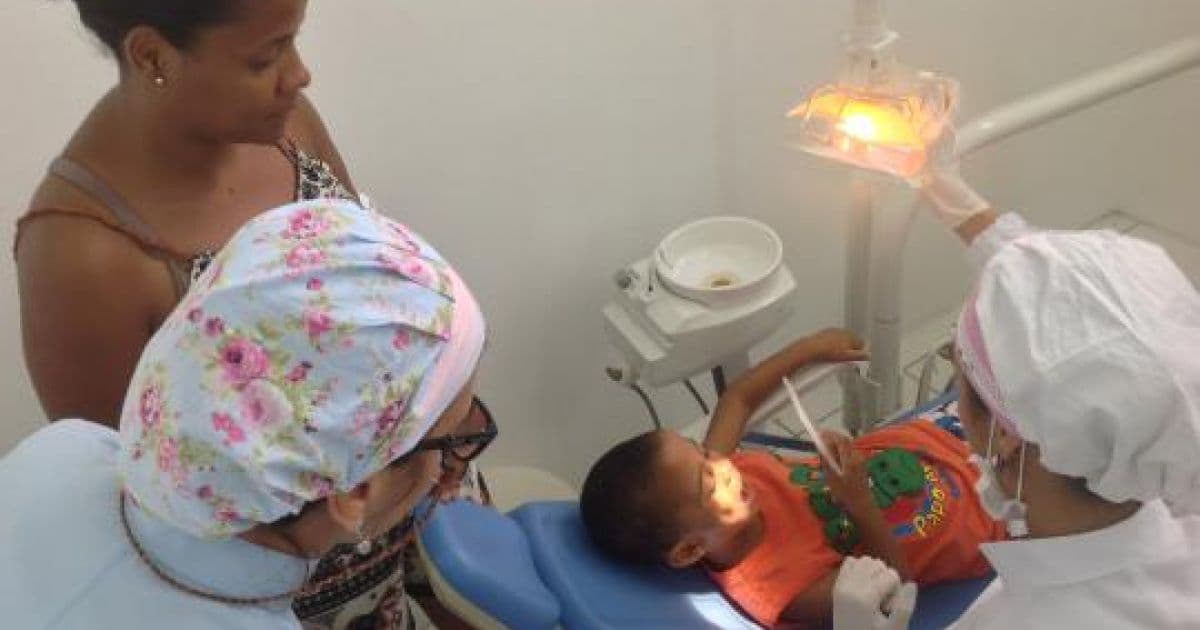 Prefeitura de Salvador abre processo seletivo para contratar 92 dentistas e enfermeiros