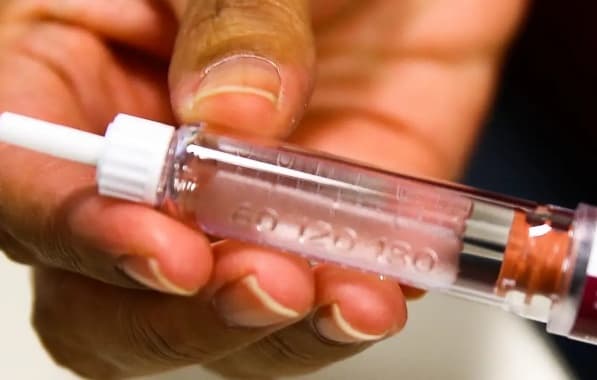 Cientistas criam "insulina inteligente" que regula níveis de glicose por até 1 semana em aplicação única