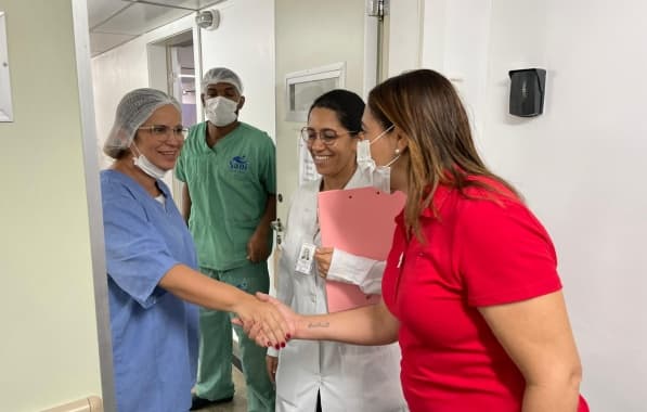 Após aumento da dengue e SRAG, secretária da saúde inspeciona hospitais em Salvador e Lauro de Freitas 